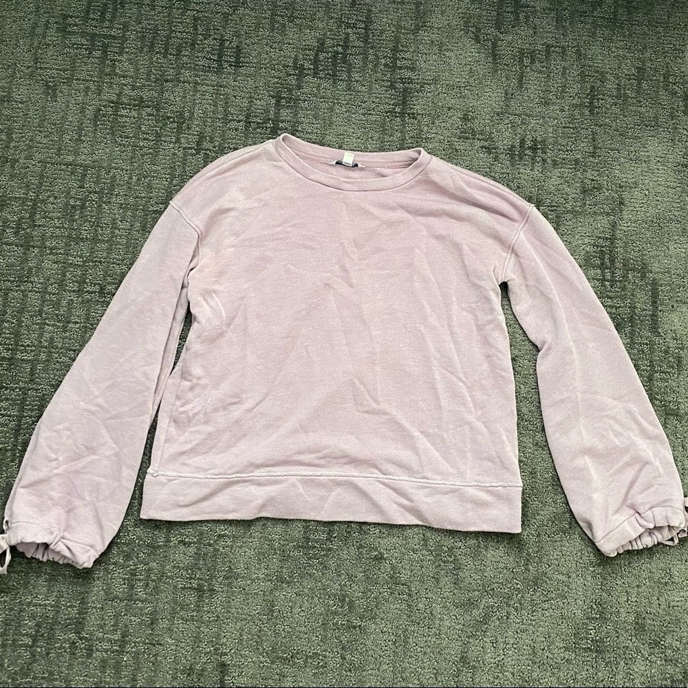 American Eagle light purple wide sleeve sweatshirt